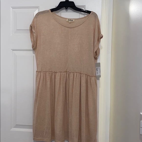 T shirt dress bought from Lizard Thicket - Picture 1 of 2